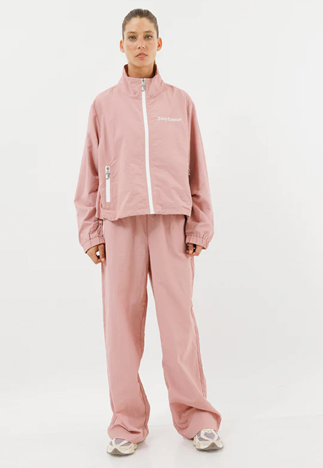 ג'קט ניילון Juicy Couture בצבע ורוד
