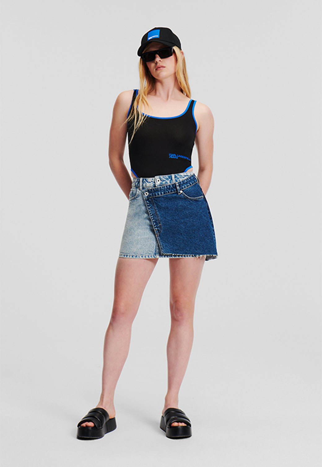 חצאית מיני מעטפת Blocked נשים - Karl Lagerfeld