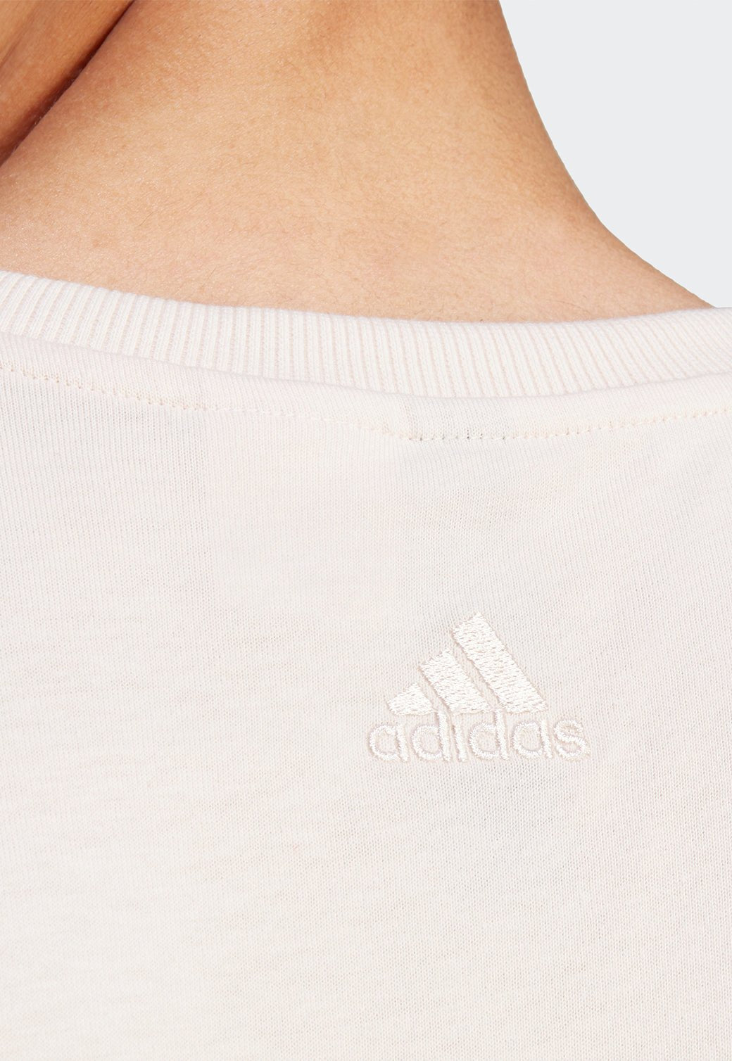 טי שירט קצרה עם לוגו לגברים - Adidas