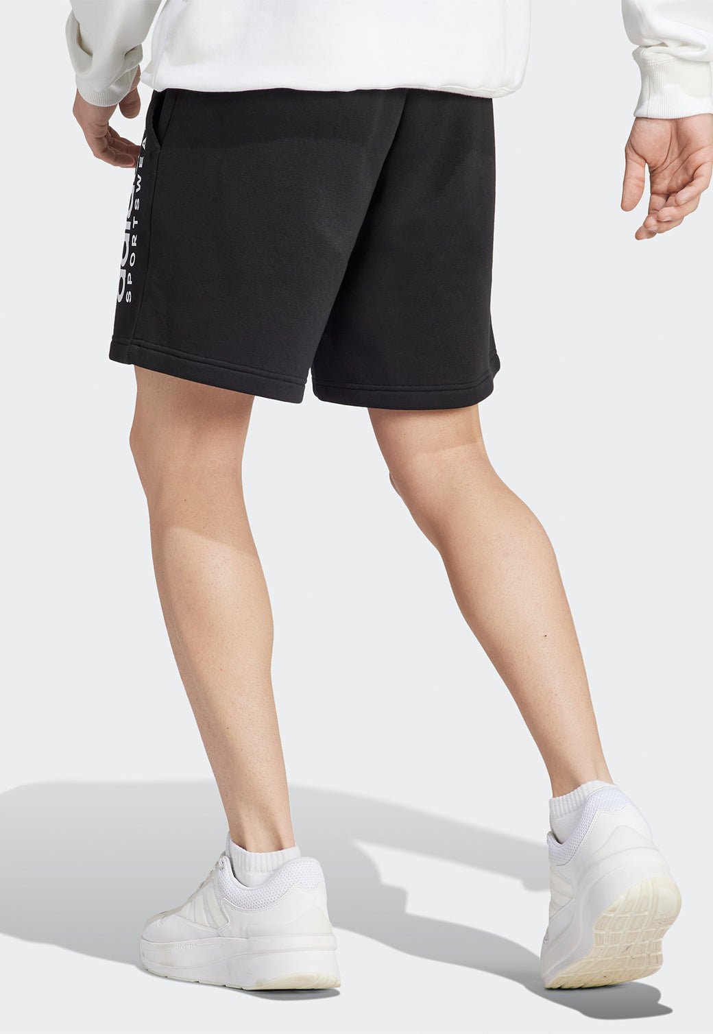 מכנסי טרנינג קצרים לגברים - Adidas