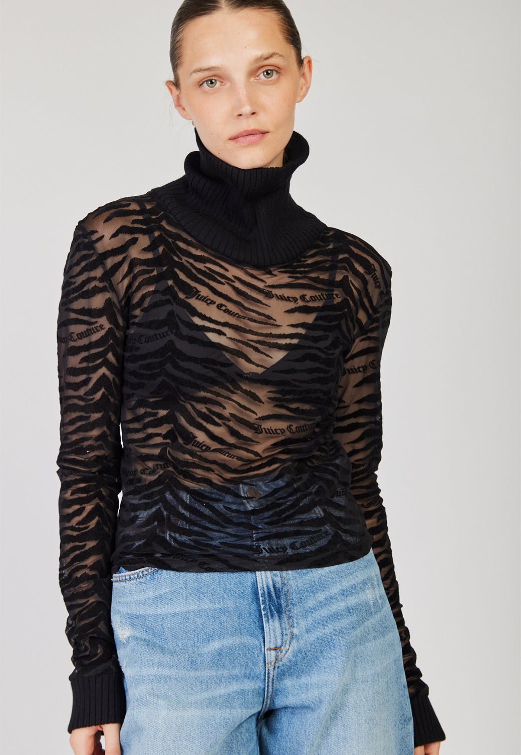 חולצת שיפון עם צווארון גבוה Tiger נשים - Juicy Couture