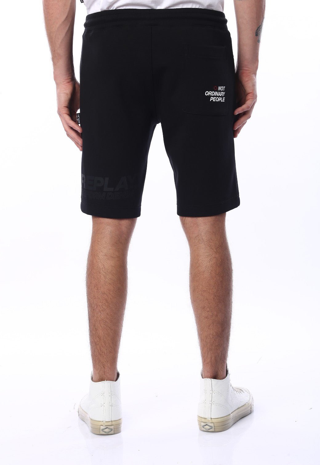 מכנסי ברמודה עם לוגו | גברים BLACK / L