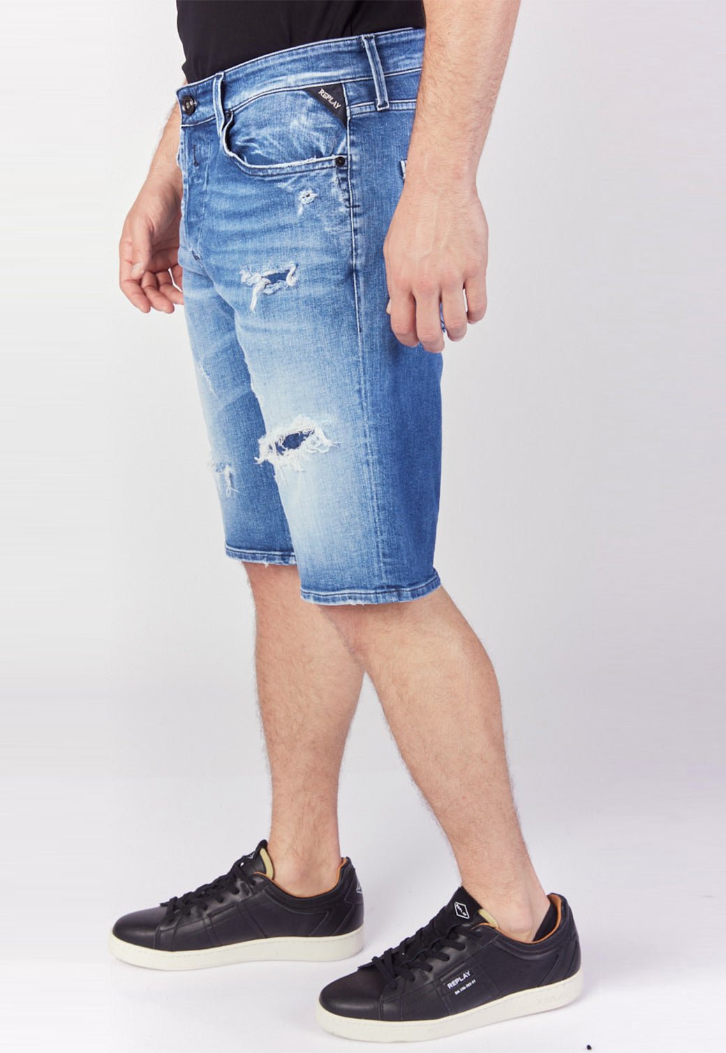 ג'ינס ברמודה עם שפשופים וקרעים גברים - Replay