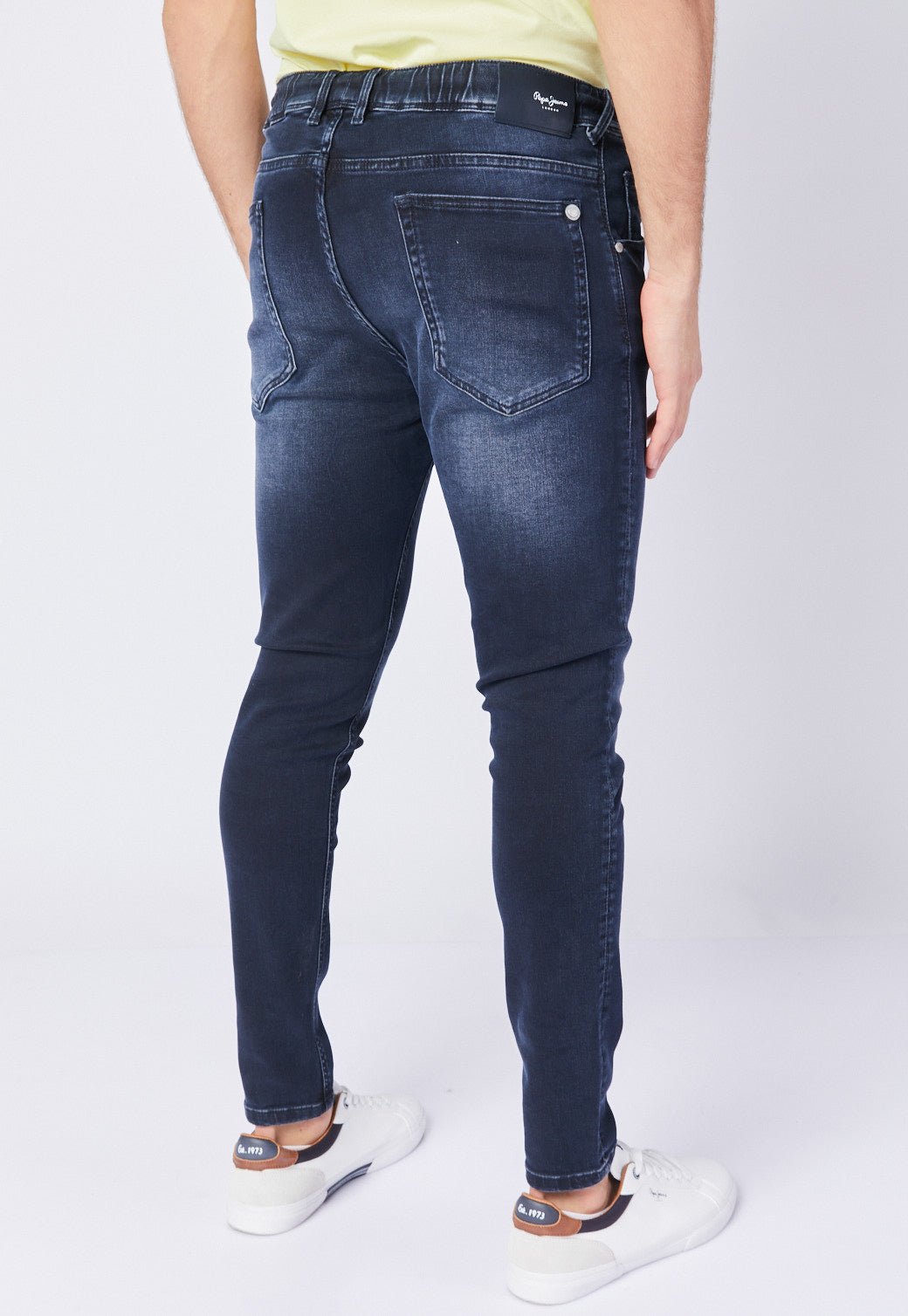 ג'ינס Jagger Slim Fit עם שפשופים - Pepe Jeans