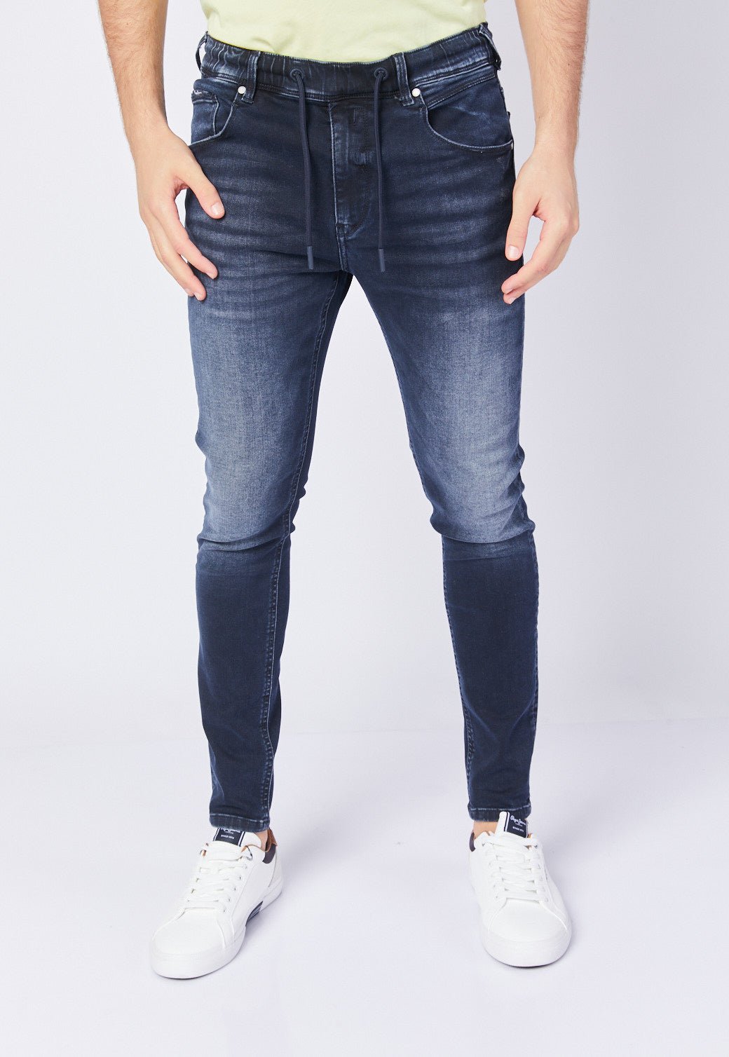 ג'ינס Jagger Slim Fit עם שפשופים - Pepe Jeans