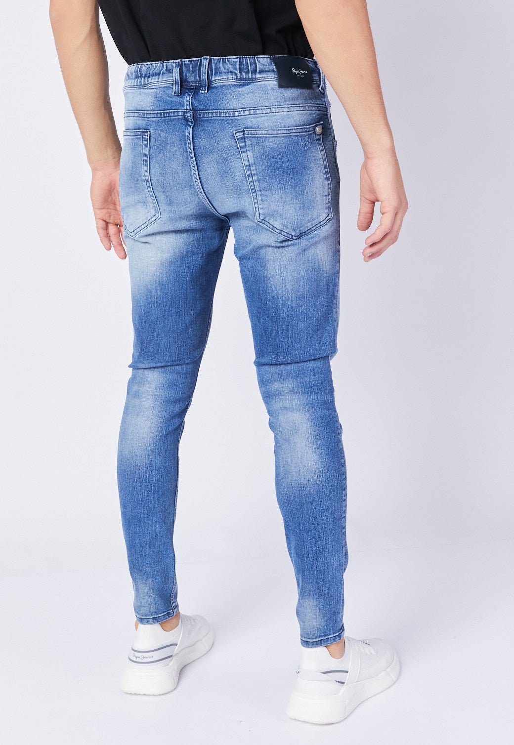 ג'ינס Jagger Slim Fit עם שפשופים - Pepe Jeans