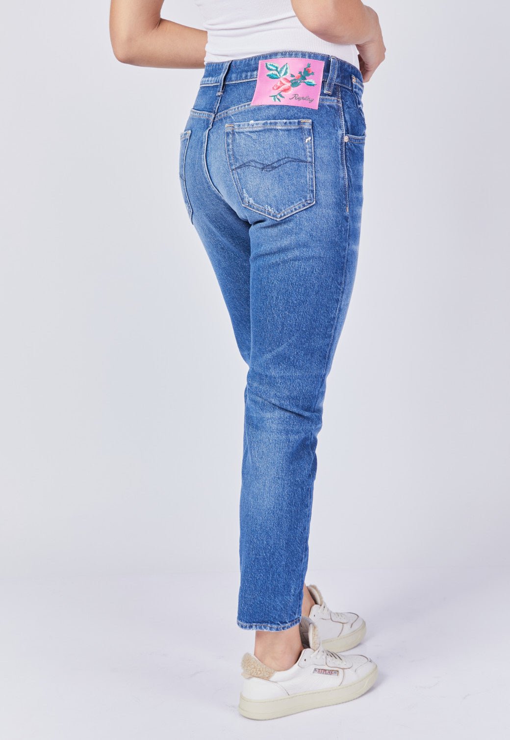 ג׳ינס נמוך בגזרה ישרה נשים - Replay
