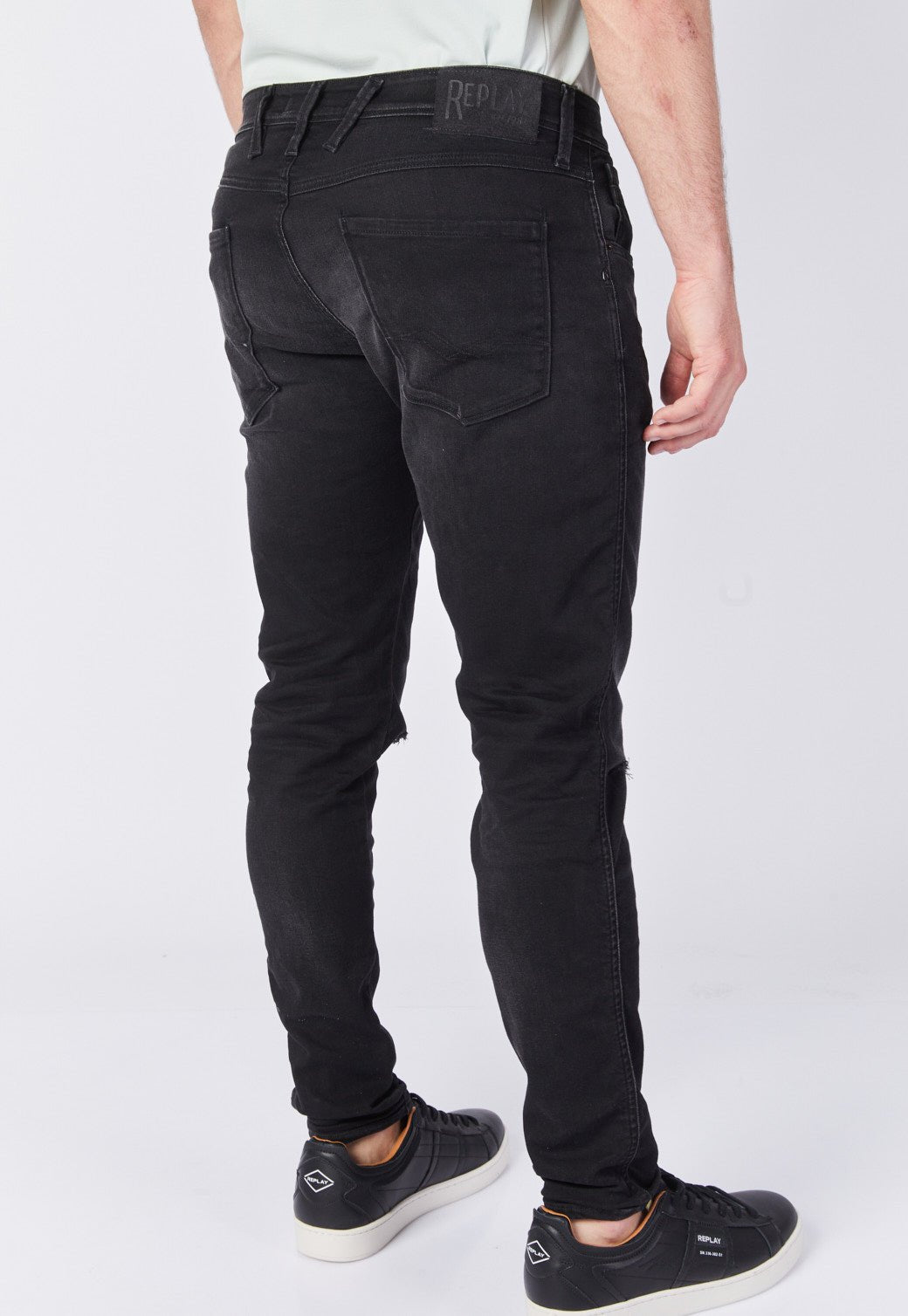 ג'ינס Slim Fit BRONNY עם קרעים בברכיים גברים - Replay