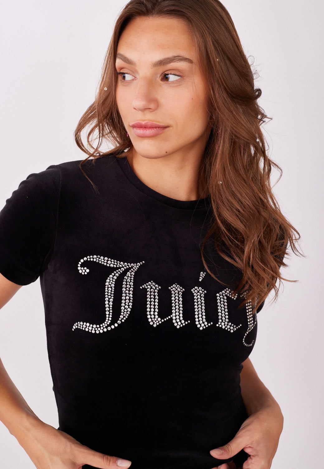 טי שירט קטיפה עם לוגו אבנים נשים - Juicy Couture