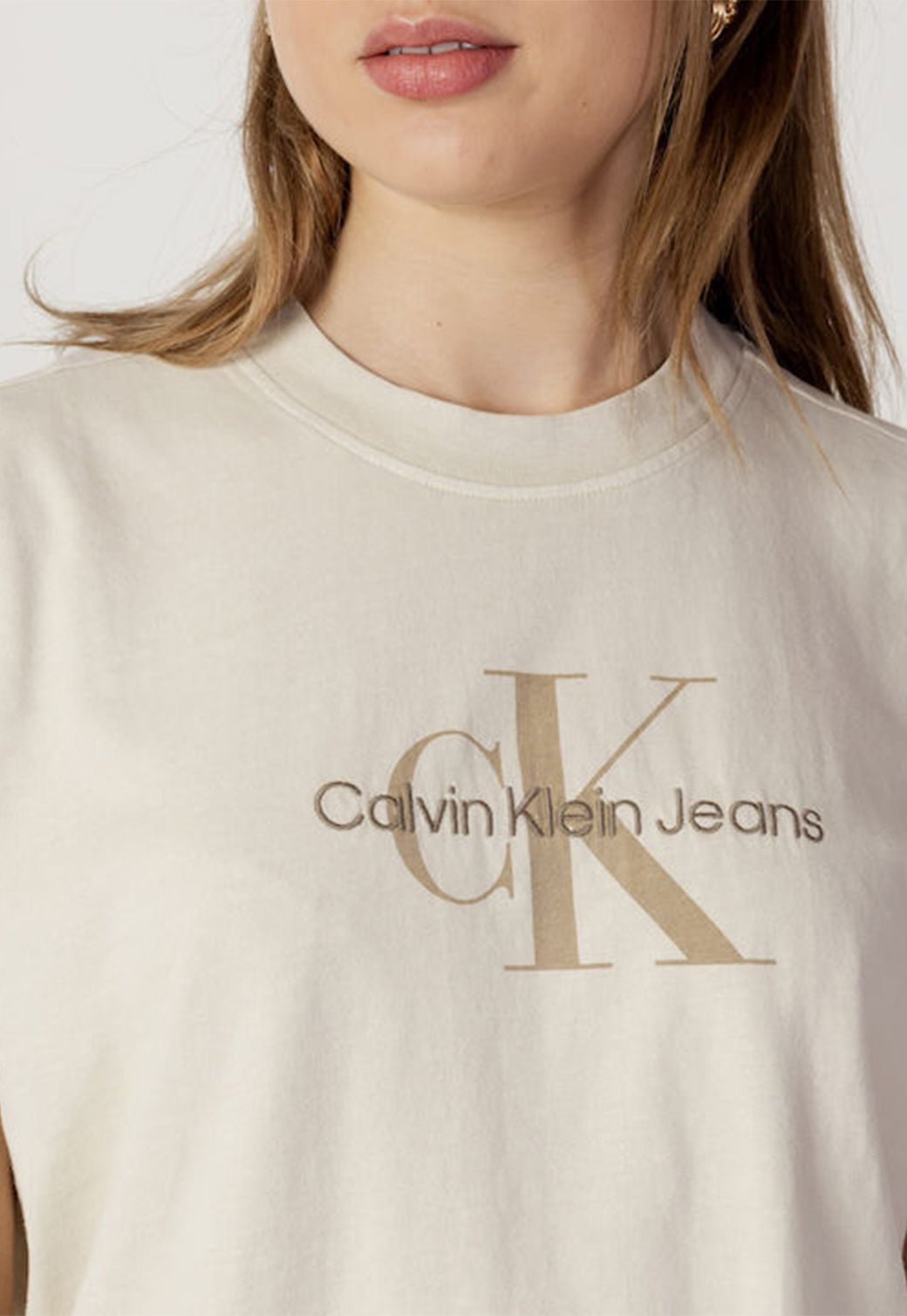 MINERAL DYE TEE Classic Beige 893626963 - Calvin Klein