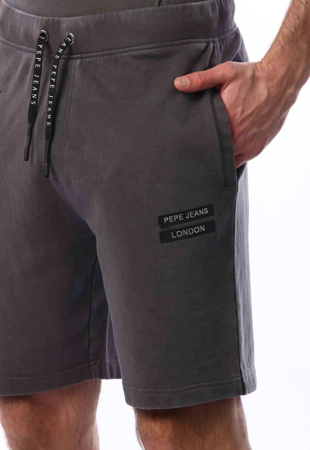 מכנסי טרנינג קצרים עם לוגו לגברים - Pepe Jeans