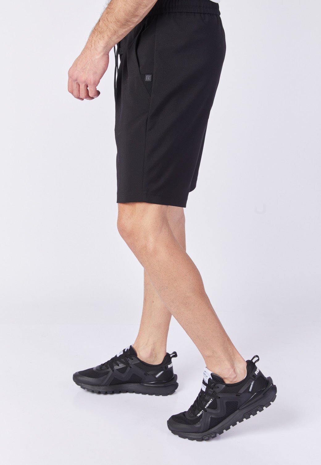 מכנסיים קצרים עם כיסים בצבע שחור גברים - Replay
