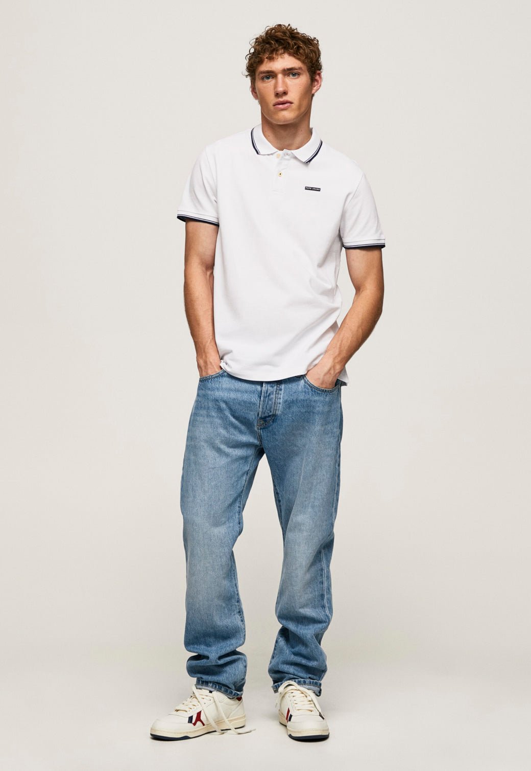 חולצת פולו קצרה עם לוגו בחזה שמאל - Pepe Jeans